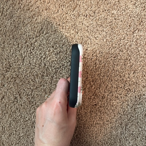 Casely iPhone 16 Case - Picture 6 of 6